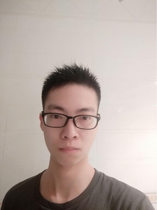 曹汉清17级数控班毕业生，考取院校：武汉生物工程学院